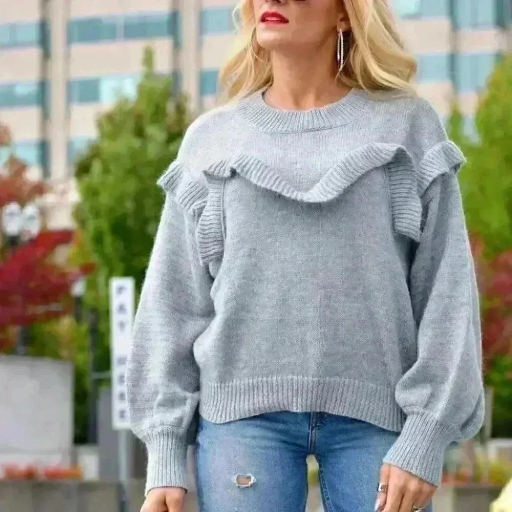 So soft! STEPH Gray Sweater